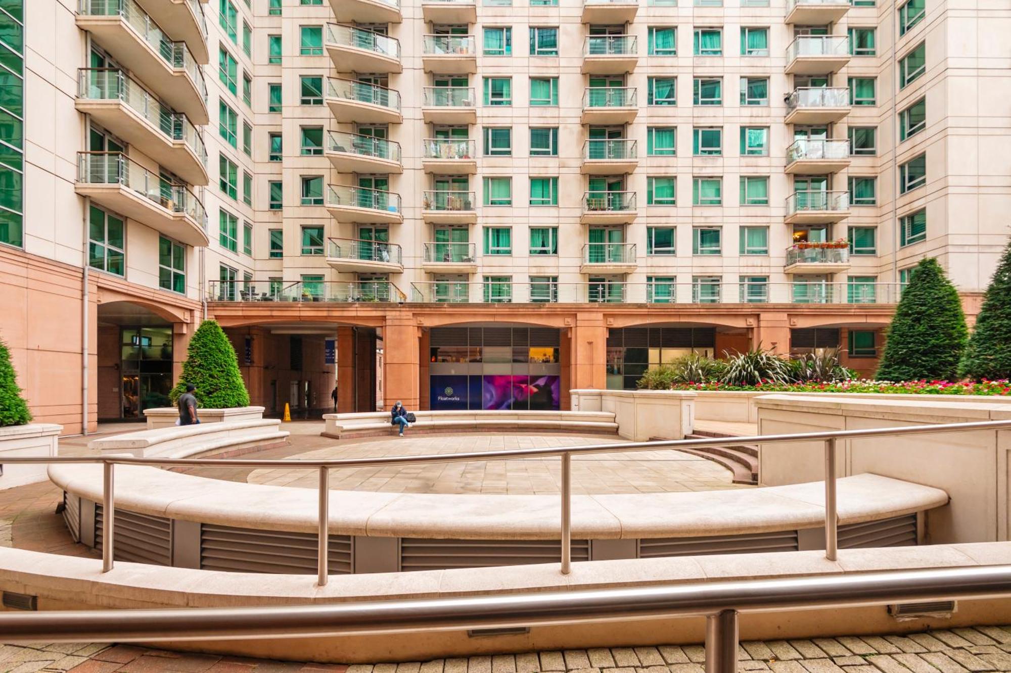 Vauxhall Skyline Apartment London Exterior foto
